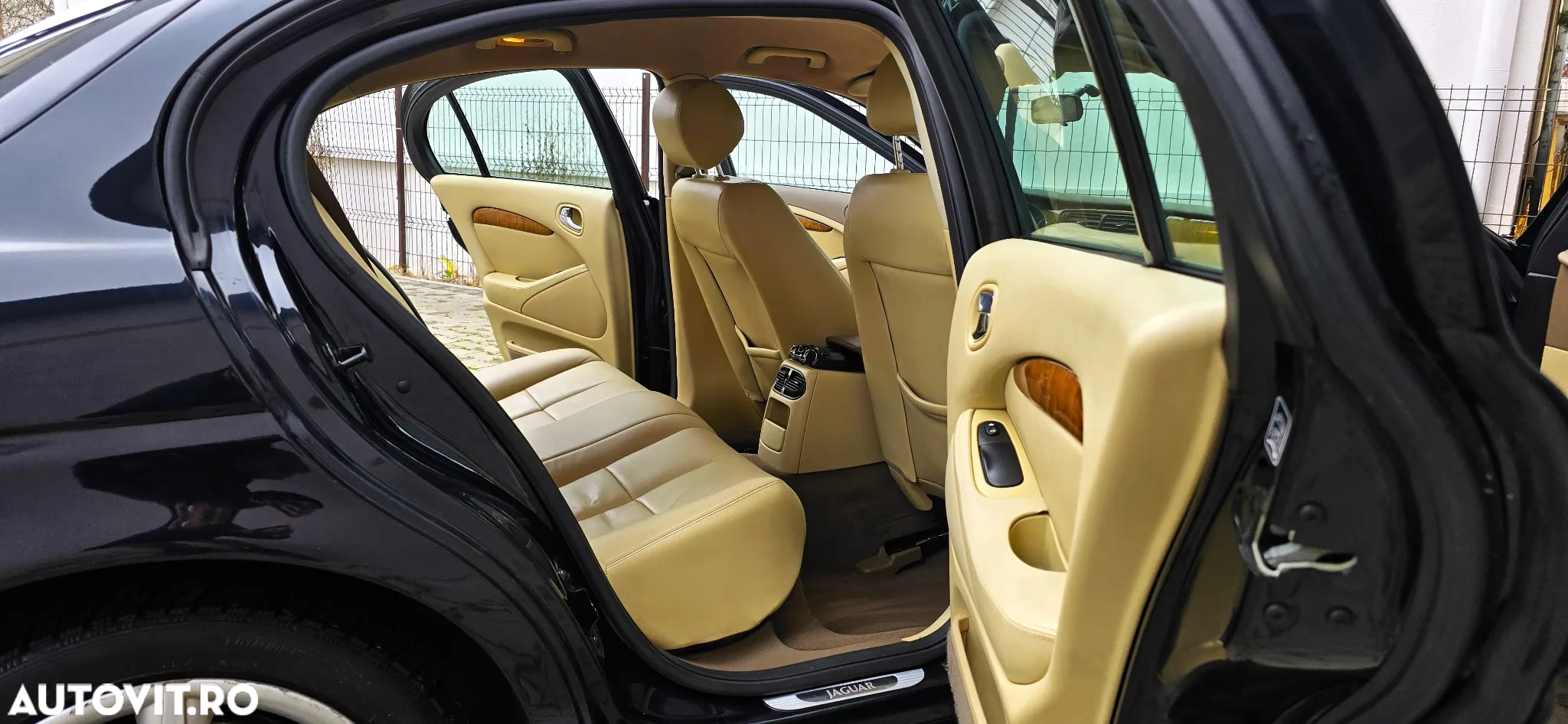 Jaguar S-Type 2.7 Twin Turbo Diesel Aut. Executive - 15