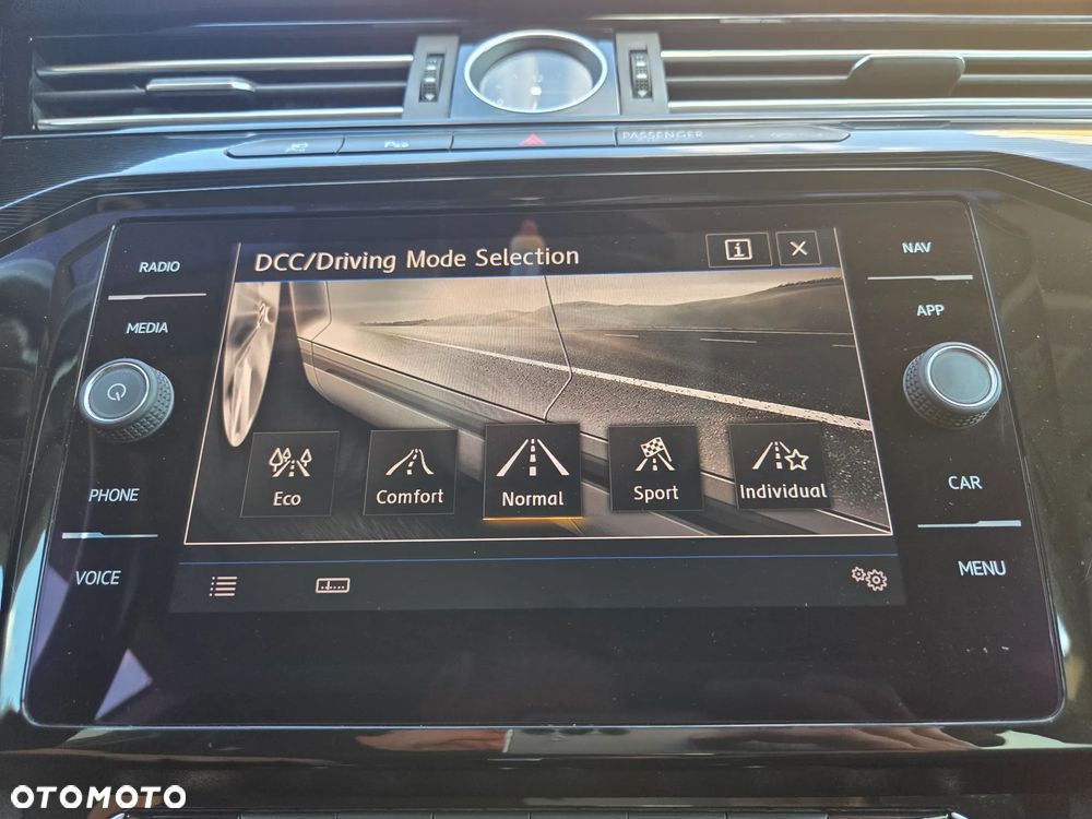 Volkswagen Arteon 2.0 TSI Elegance DSG - 26