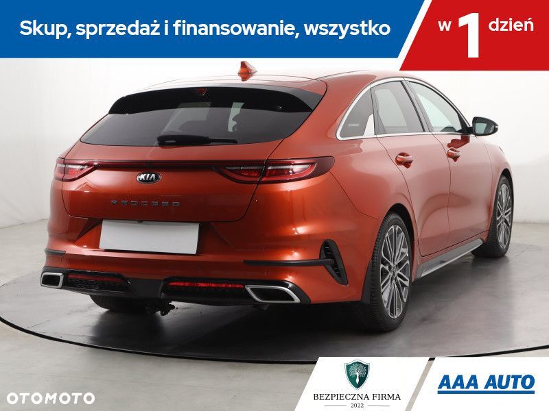Kia ProCeed - 7