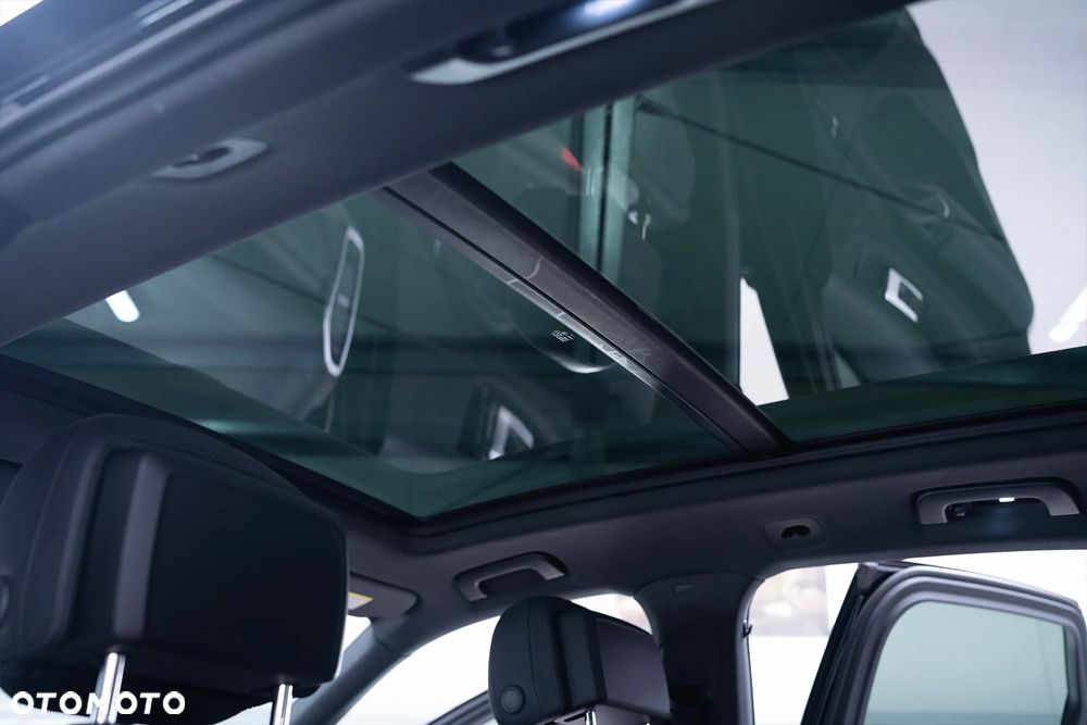 Porsche Cayenne Platinum Edition - 32