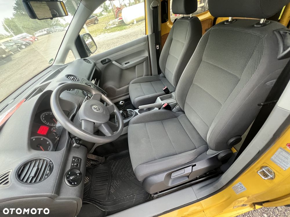 Volkswagen Caddy 2,0 SDI mały przebieg - 13