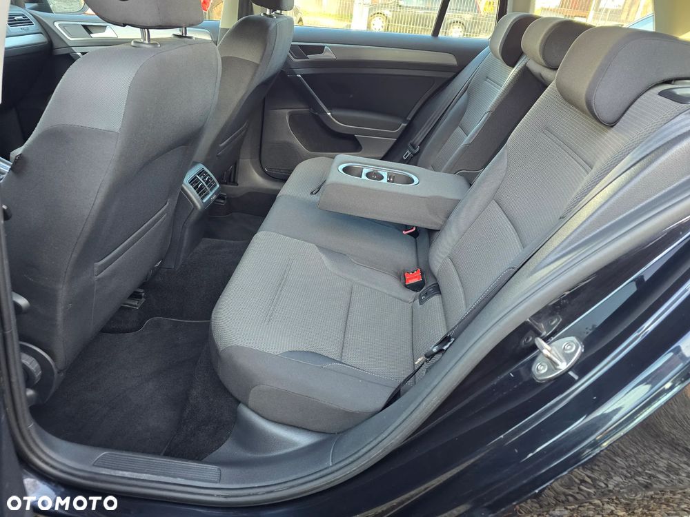 Volkswagen Golf 1.4 TSI BlueMotion Technology DSG Comfortline - 14