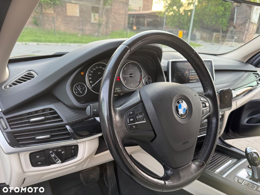 BMW X5 xDrive25d - 15