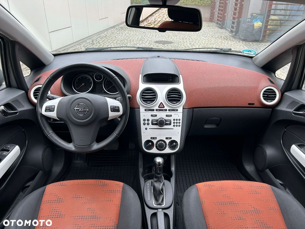 Opel Corsa 1.4 16V Cosmo - 17