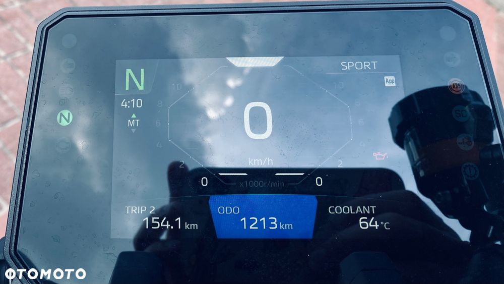 Yamaha MT - 6