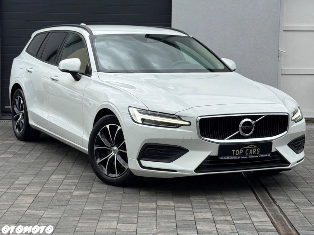 Volvo V60 B3 B DKG Momentum - 26