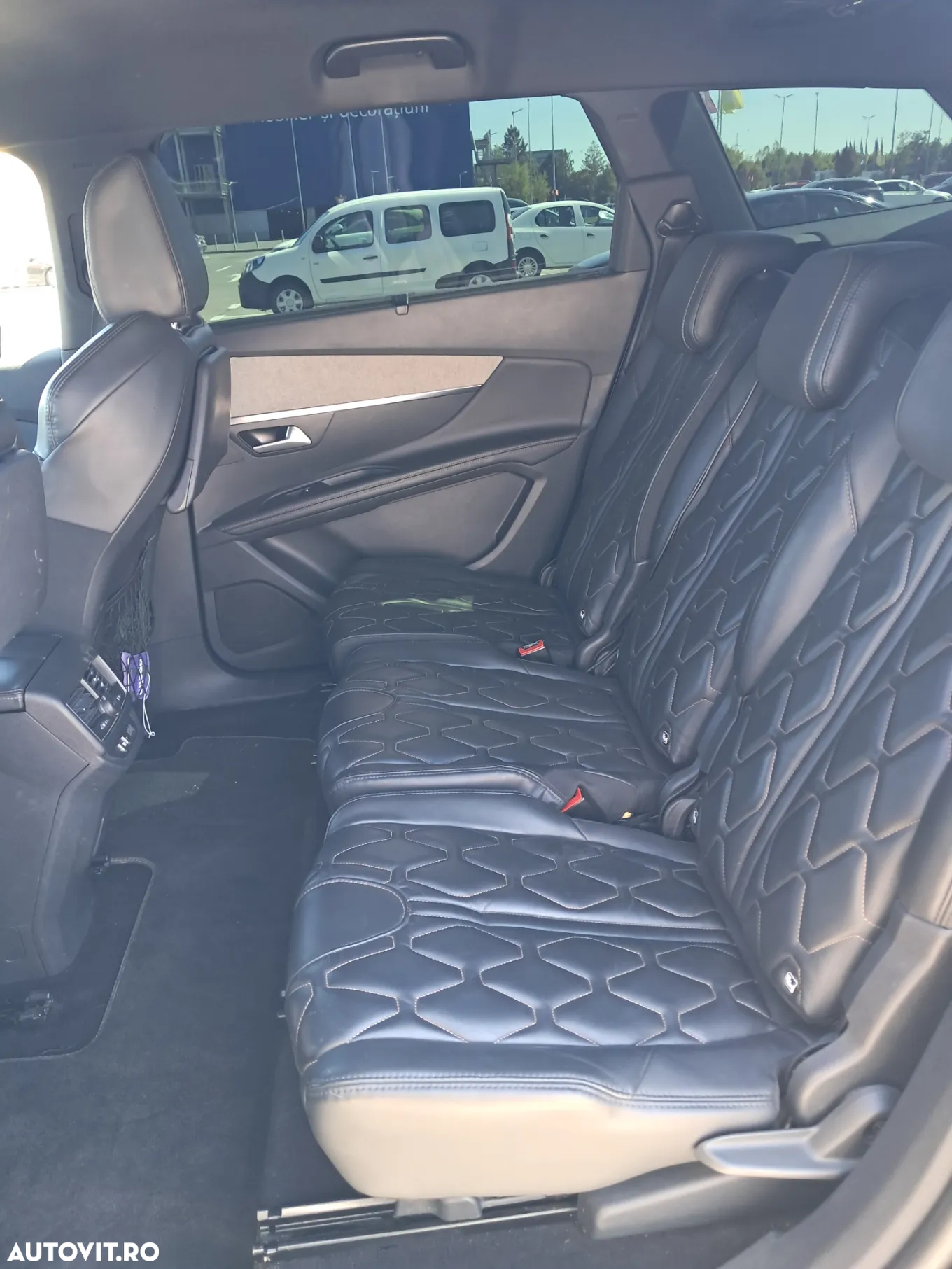 Peugeot 5008 - 9