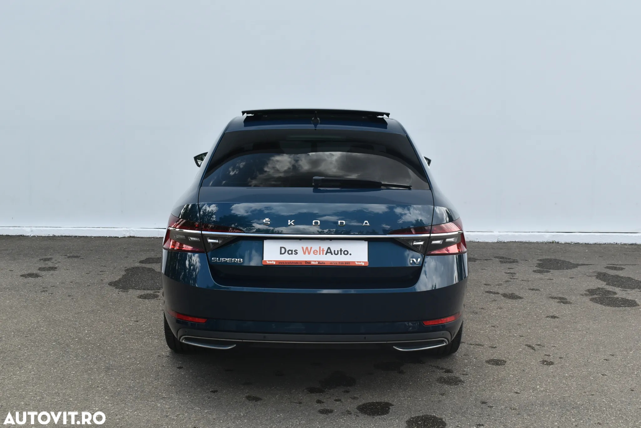 Skoda Superb 1.4 TSI iV DSG L&K - 4