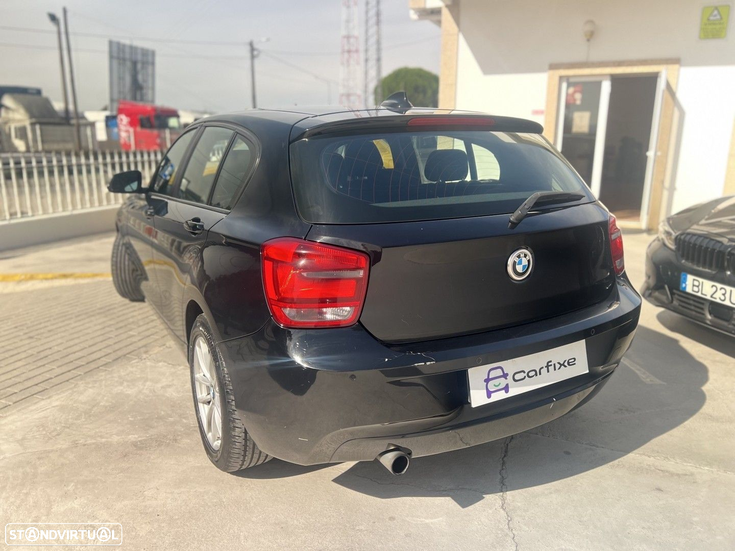 BMW 116 d Line Urban - 4