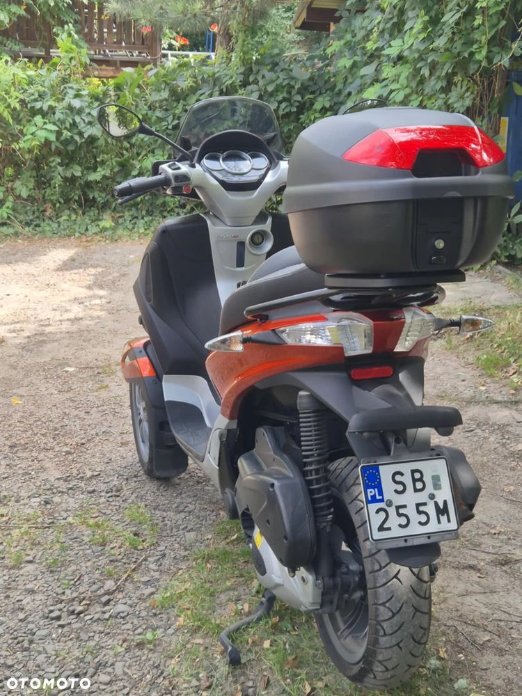 Piaggio MP-3 - 3