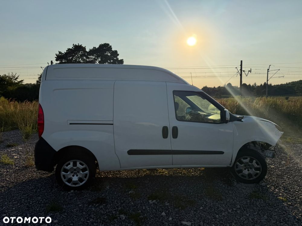 Fiat Doblo - 10