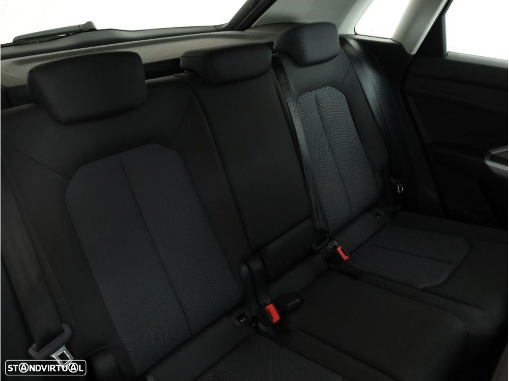Audi Q3 - 21