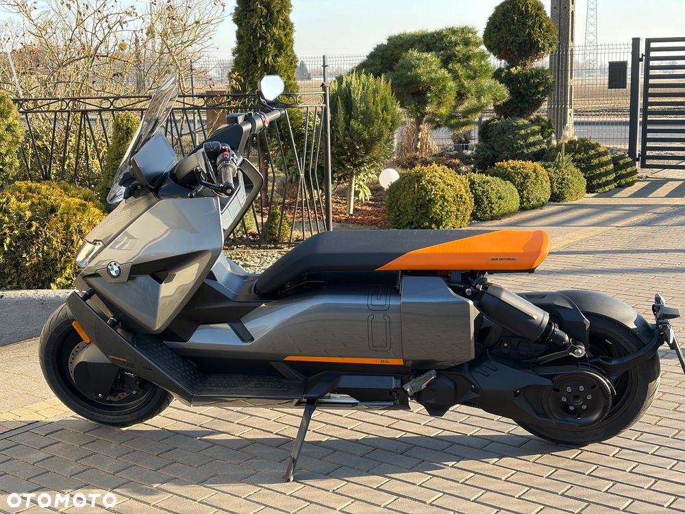 BMW CE 04 - 14