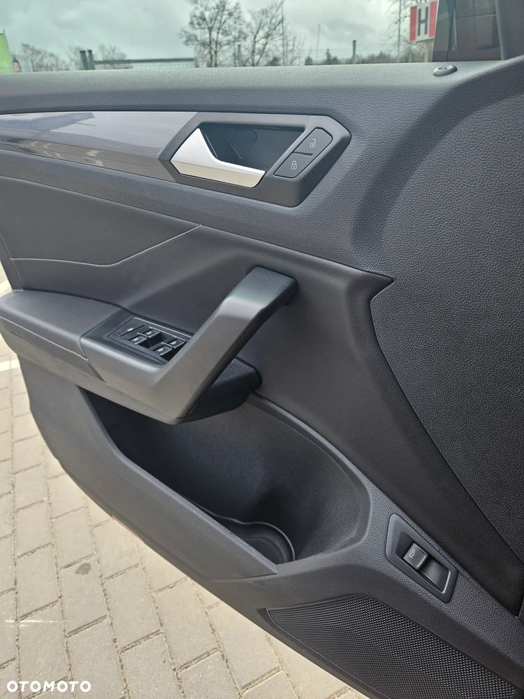 Volkswagen T-Roc 1.5 TSI Final Edition DSG - 11
