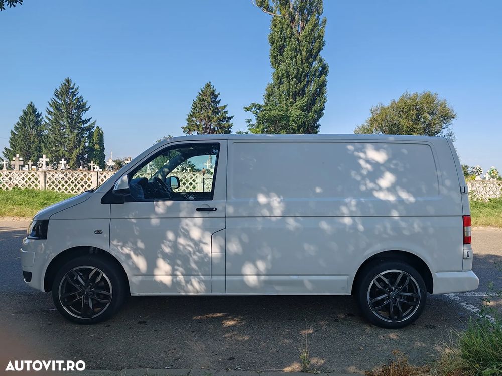 Volkswagen Transporter - 4