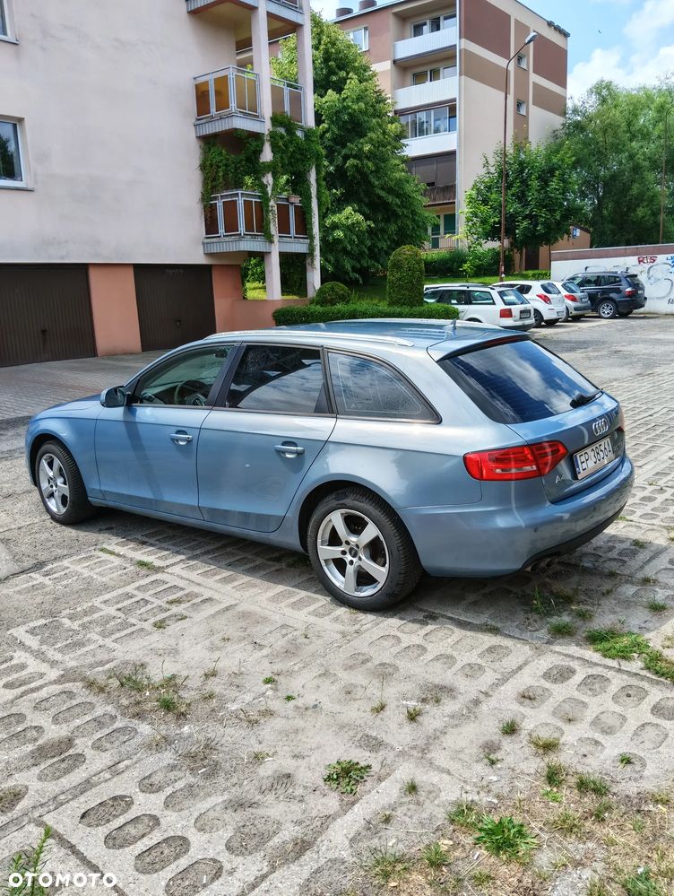 Audi A4 Avant - 3