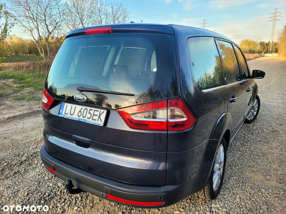 Ford Galaxy 2.0 Ghia - 6
