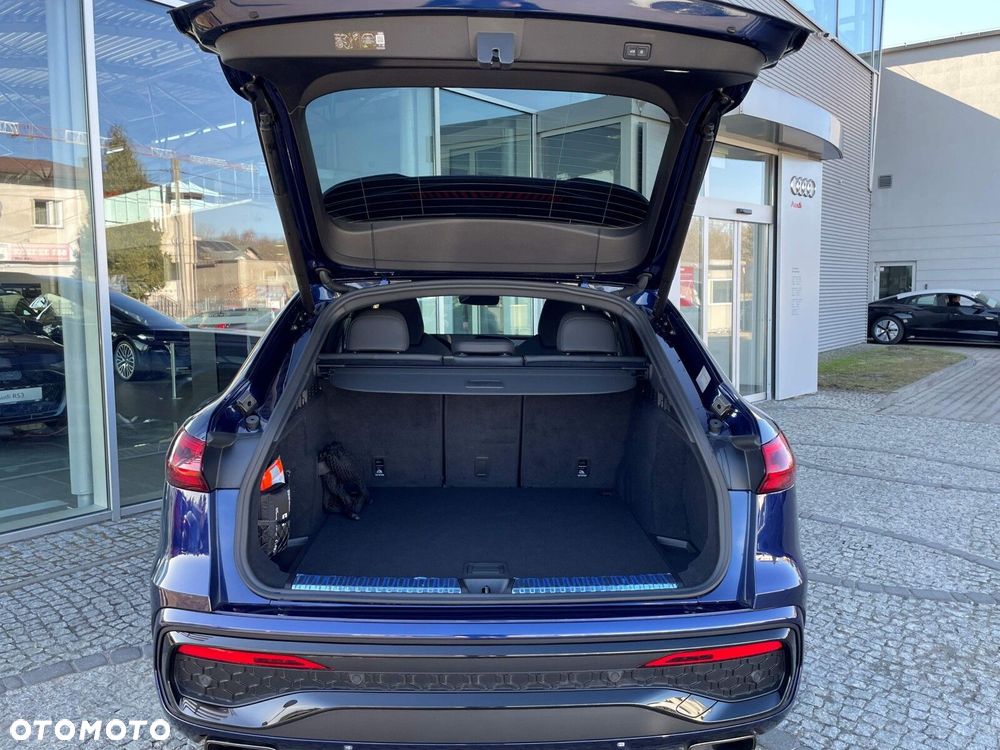 Audi Q5 Sportback - 6