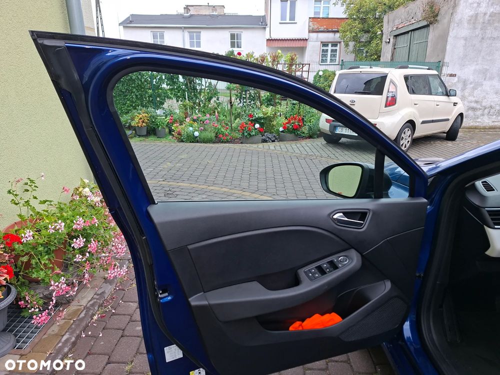 Renault Clio 1.6 E-TECH Techno - 17