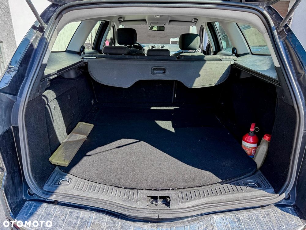 Ford Mondeo 2.2 TDCi Titanium - 17