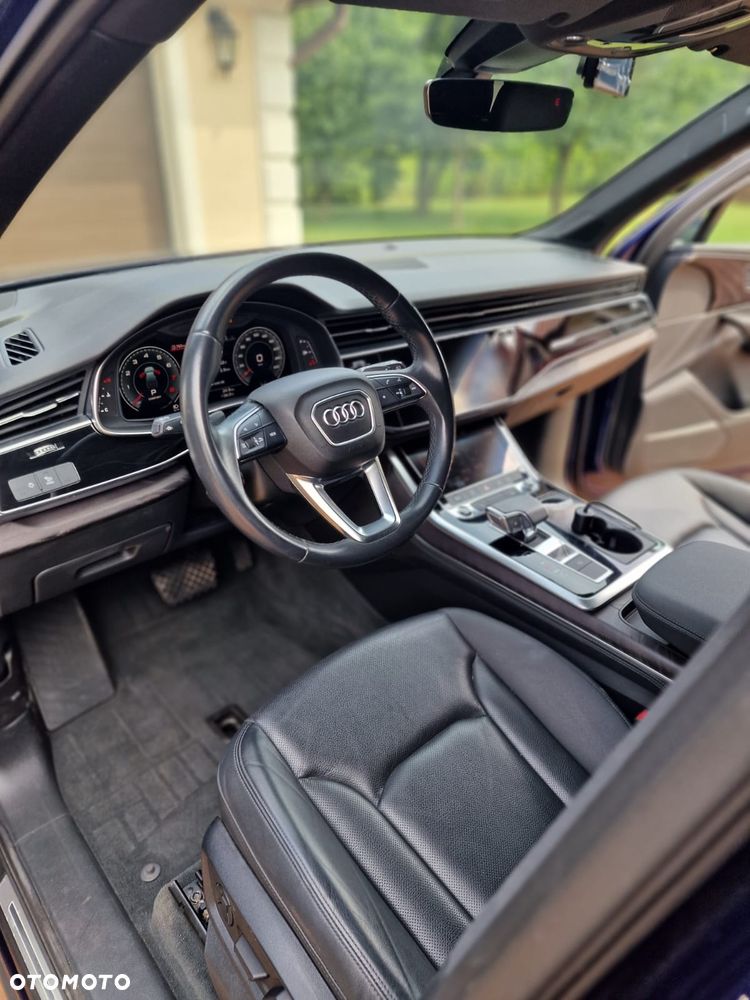 Audi Q7 2021 photo 5
