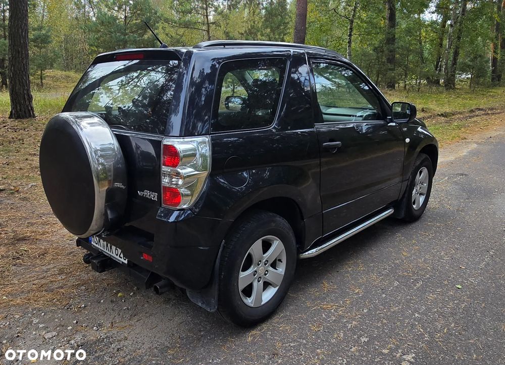 Suzuki Grand Vitara 1.6 - 9