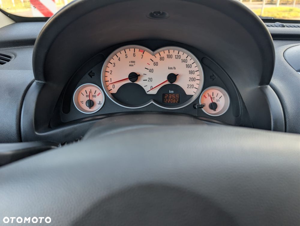 Opel Corsa - 5