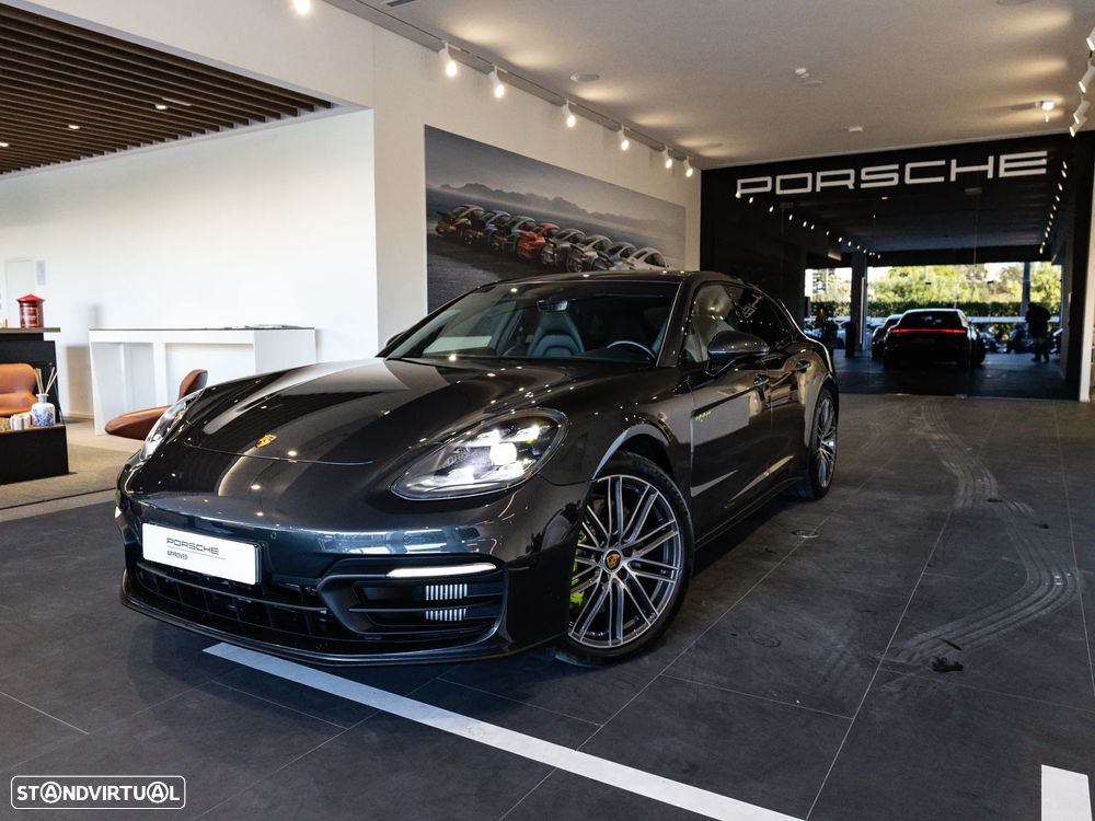 Porsche Panamera Sport Turismo 4 E-Hybrid Platinum Edition - 1