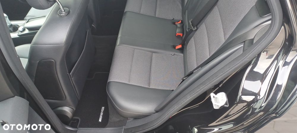 Mercedes-Benz Klasa C 200 Avantgarde Edition - 10