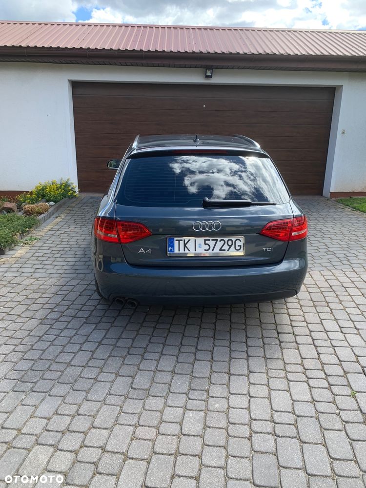 Audi A4 Avant 2.0 TDI - 6