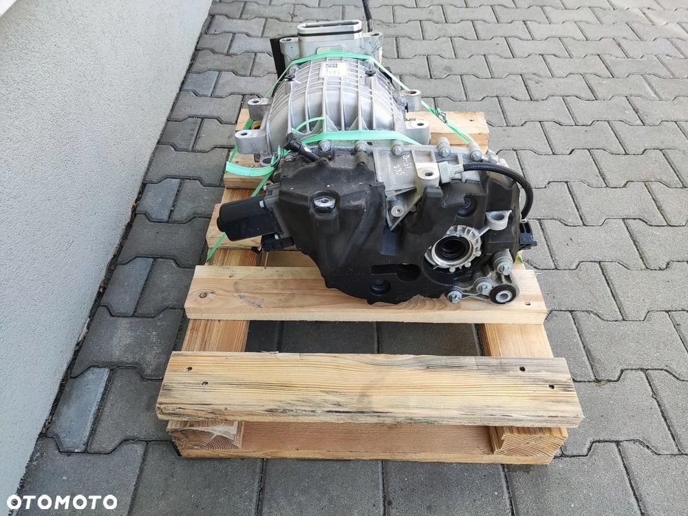 SILNIK ELEKTRYCZNY FIAT 500 500E II 2020-2025 10436190 46348460 - 5