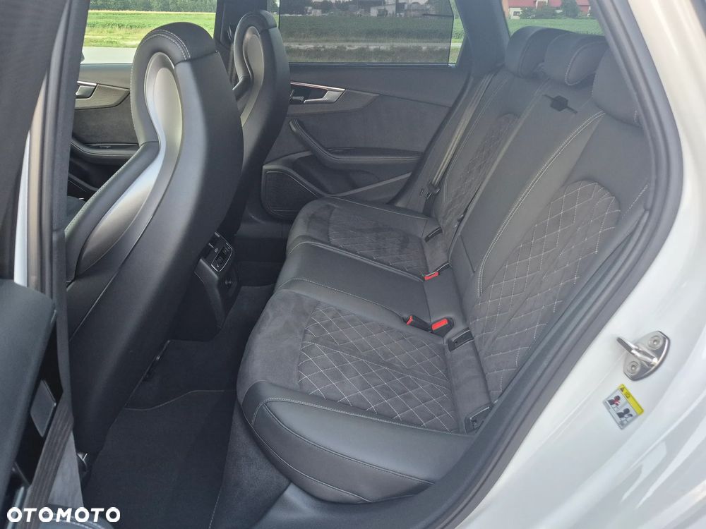 Audi A4 Avant 40 TDI S tronic S line - 22