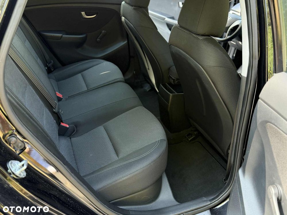 Hyundai i30 1.4 Classic - 12