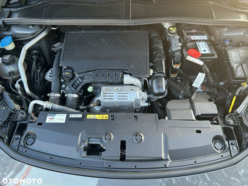 Peugeot 408 - 25