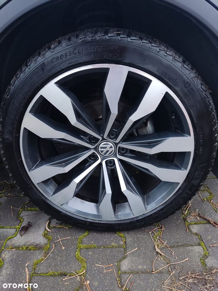 Volkswagen Tiguan - 35
