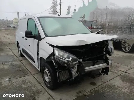 Toyota PROACE CITY wersja LONG + części do naprawy. - 2