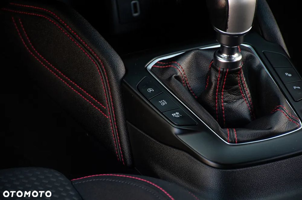 Ford Focus 1.0 EcoBoost ST-Line Black ASS - 37