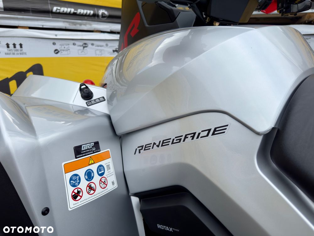 Can-Am Renegade - 10