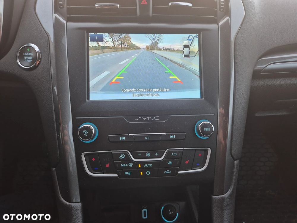 Ford Mondeo 2.0 EcoBlue Titanium - 11