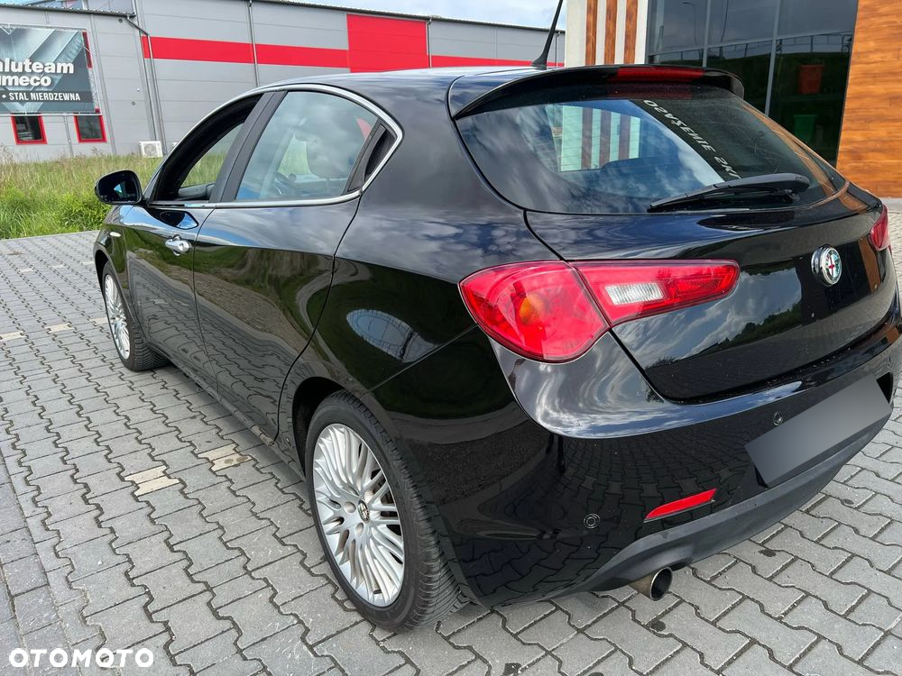 Alfa Romeo Giulietta 1.4 TB Distinctive LPG - 5
