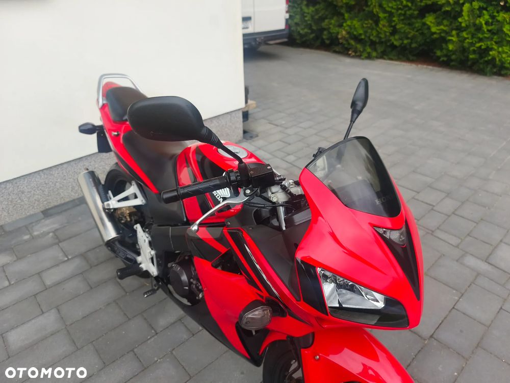 Honda CBR - 9