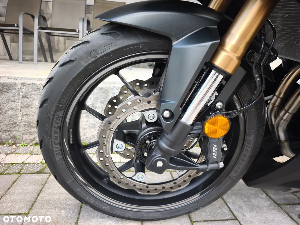 Honda CBR - 14