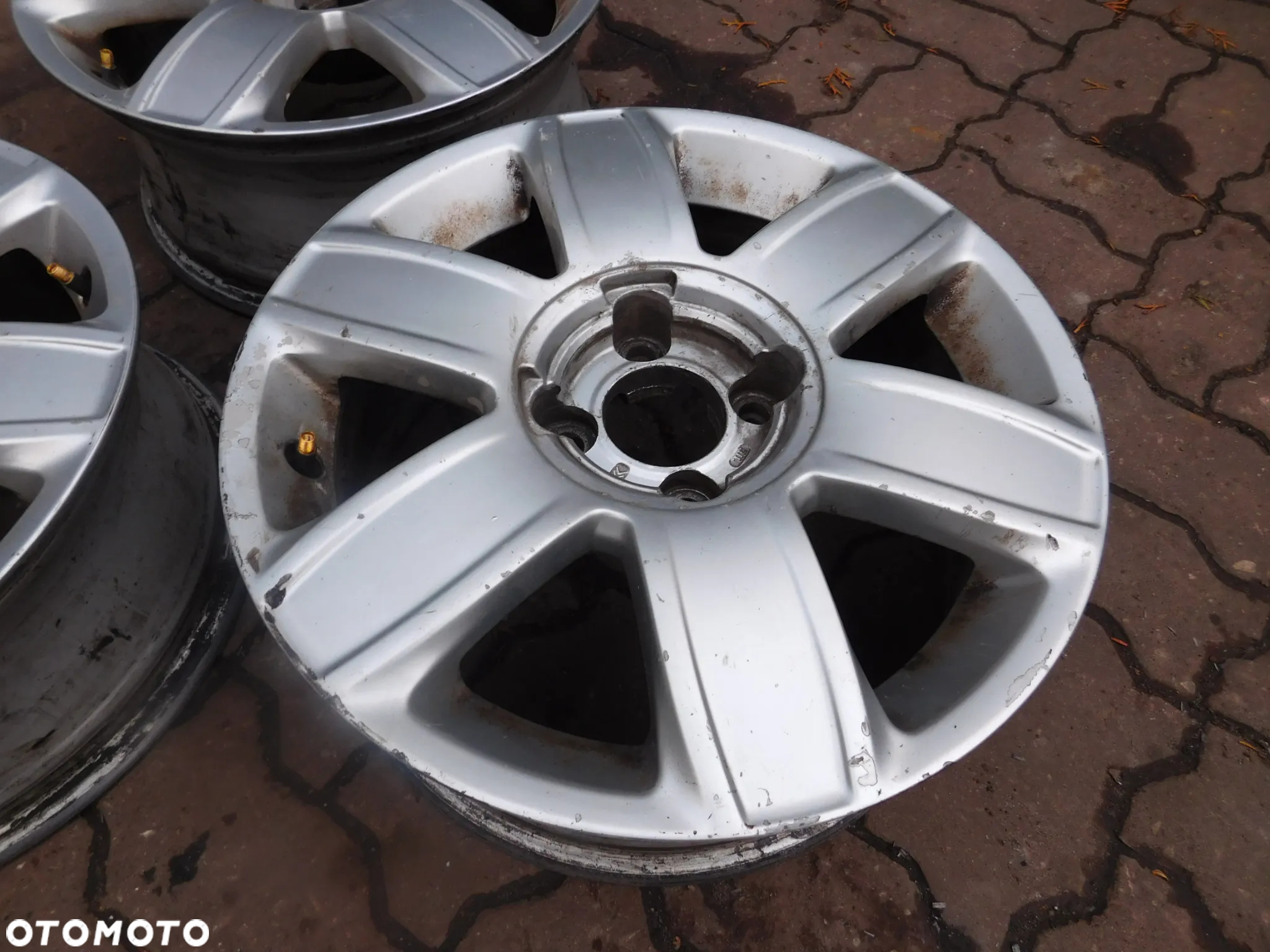 felga alu aluminiowa CITROEN C4 C5 BERLINGO XSARA 6,5Jx16 ET26 - 8