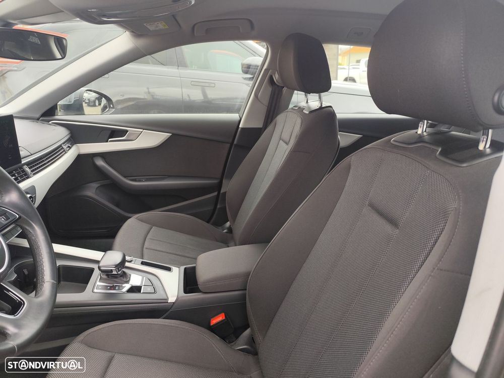 Audi A4 Avant 30 TDI S tronic - 23