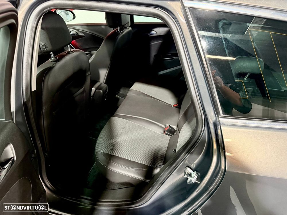 Opel Astra Sports Tourer 1.6 CDTi Cosmo S/S - 16