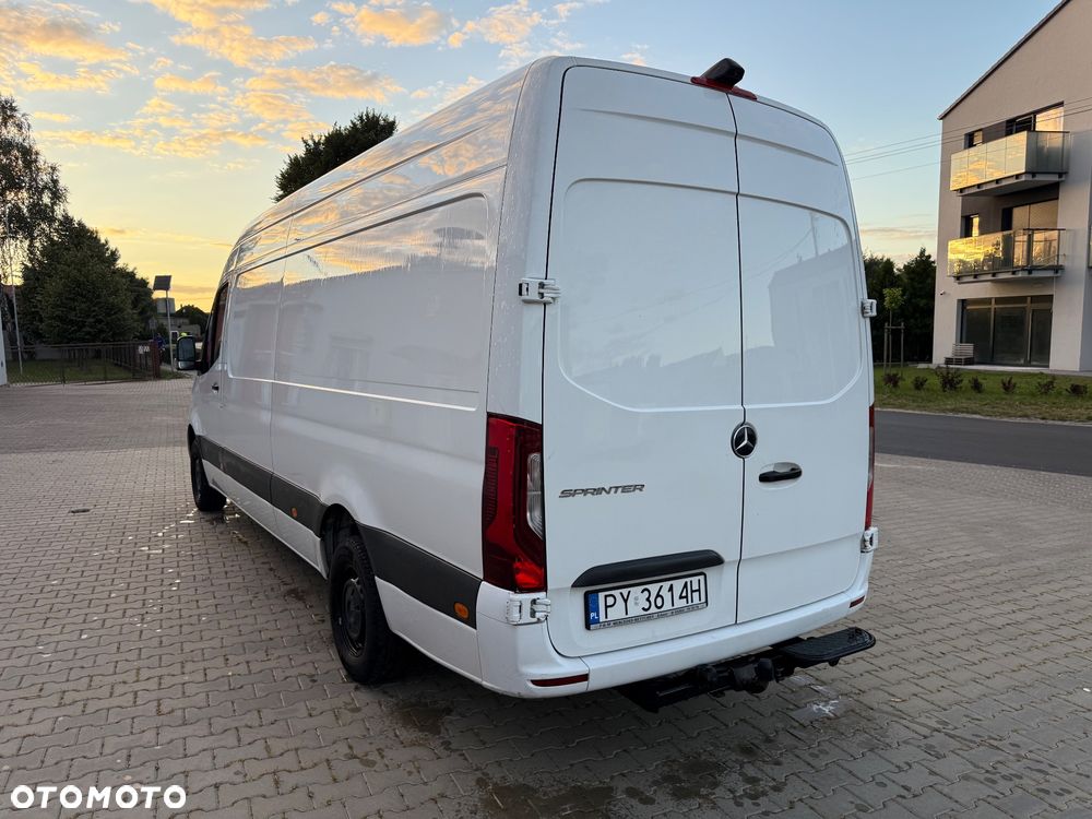 Mercedes-Benz Sprinter - 7