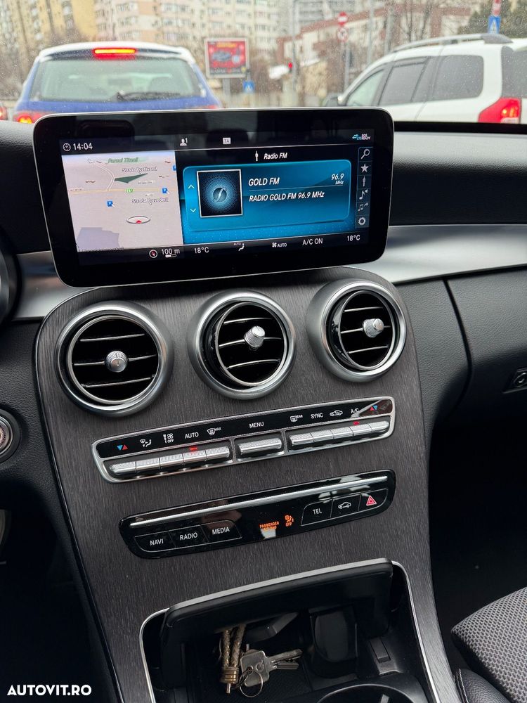 Mercedes-Benz C - 10