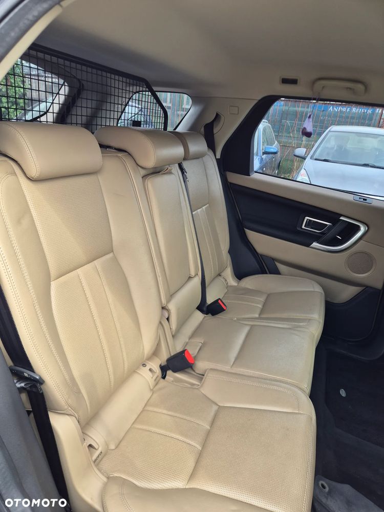Land Rover Discovery Sport TD4 HSE - 5