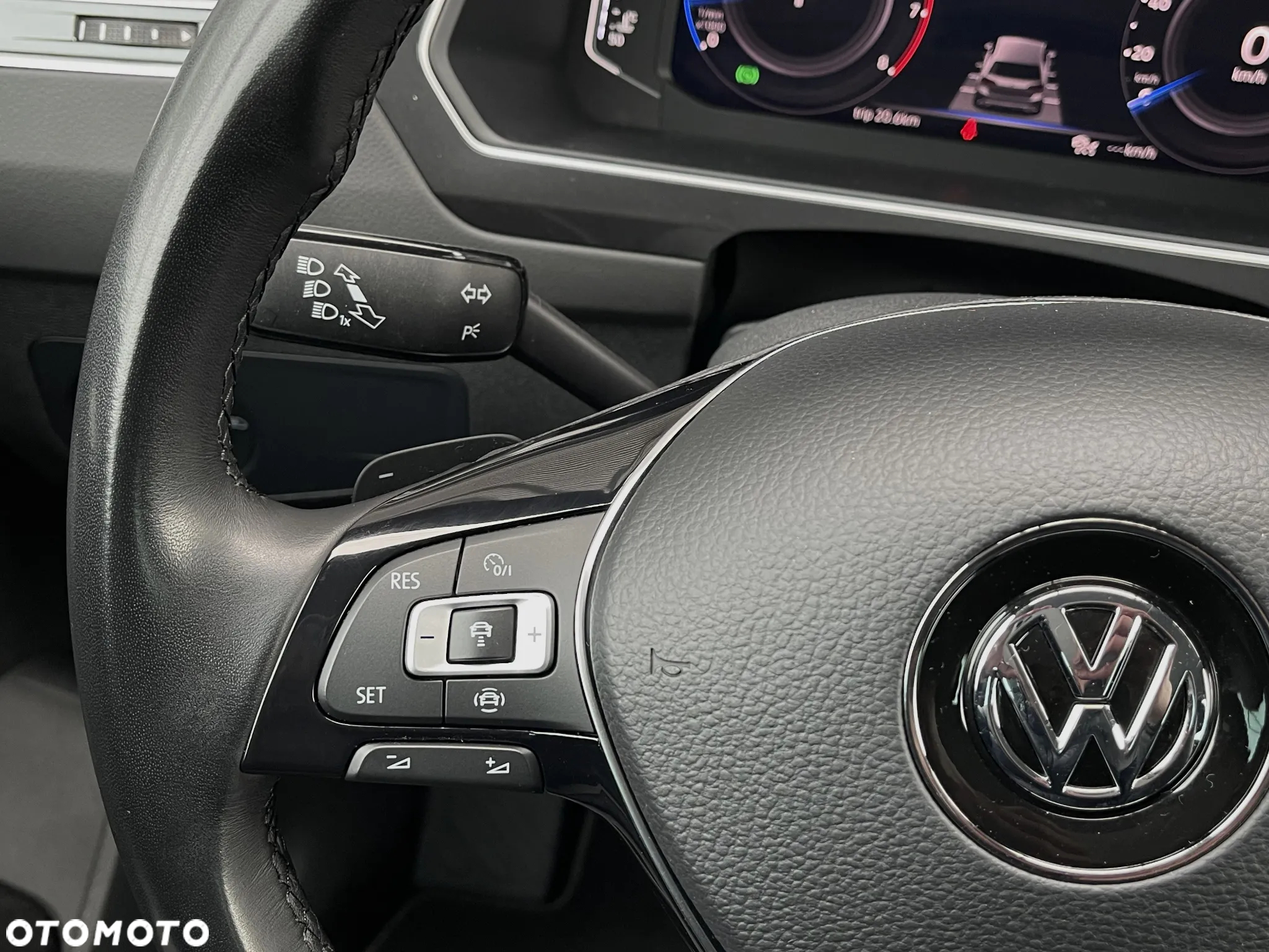 Volkswagen Tiguan 2.0 TSI 4Mot Highline DSG - 30