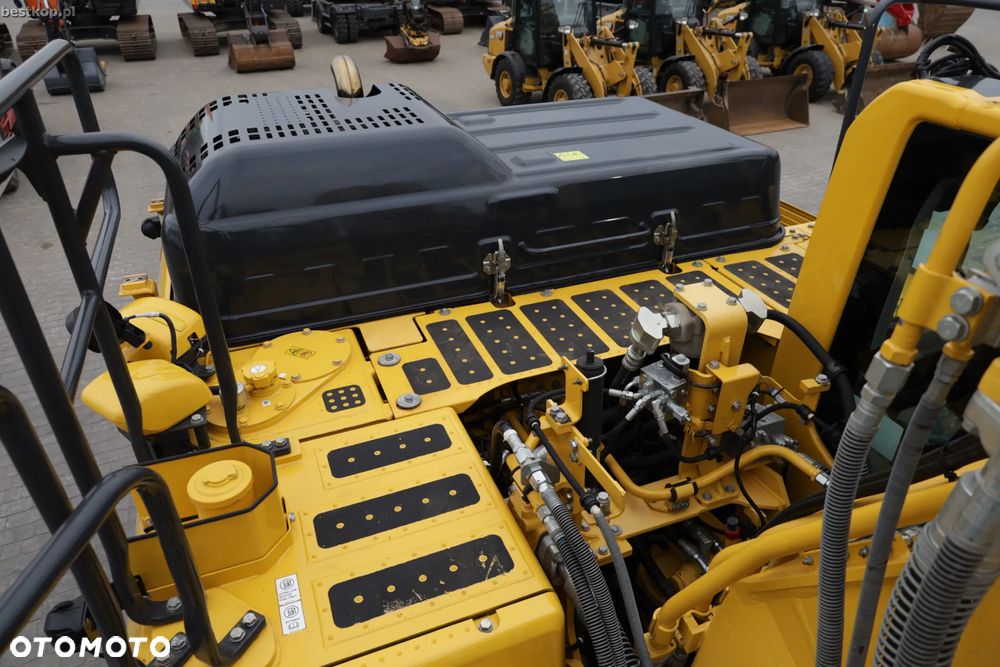 Komatsu PC210LC-11 - 27